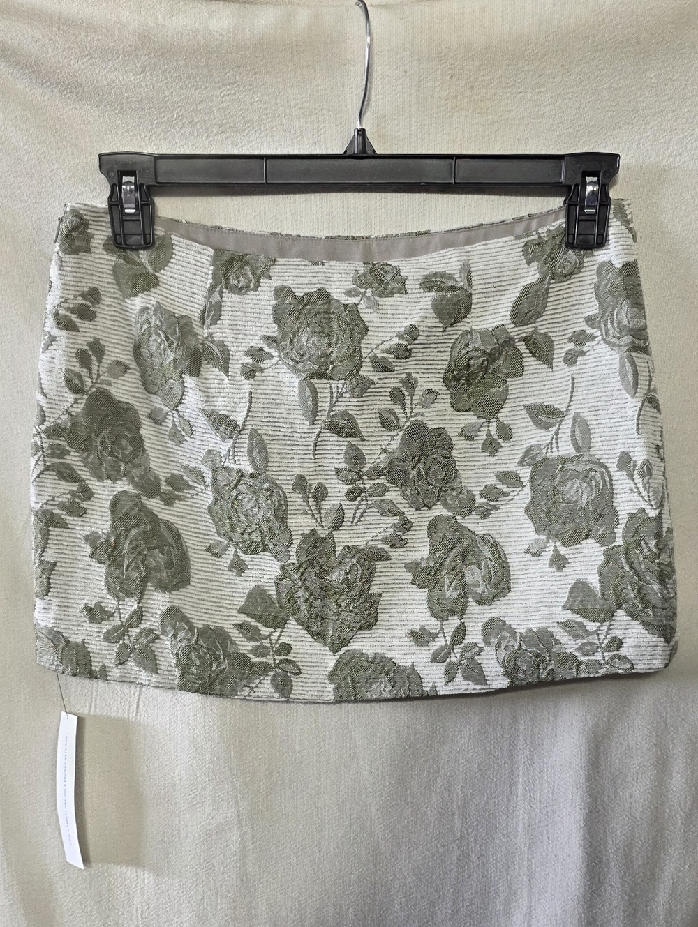 NWT Reformation Carla Low Rise Mini Skirt In Rosa Size 4 - Picture 4 of 7